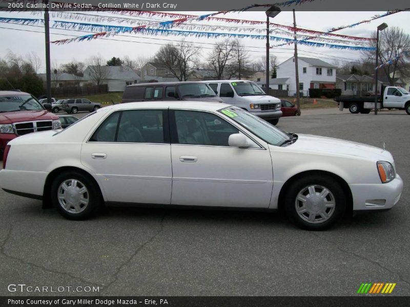 Cotillion White / Dark Gray 2005 Cadillac DeVille Sedan
