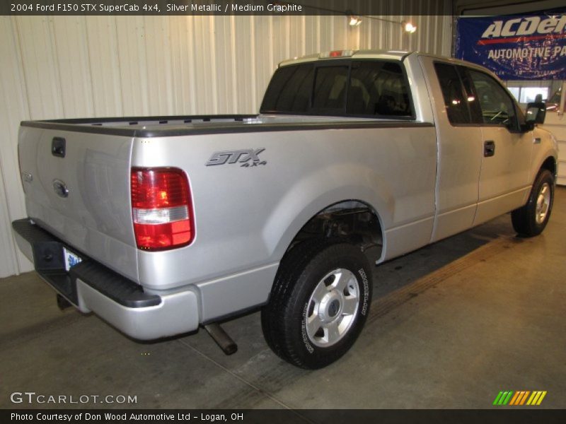 Silver Metallic / Medium Graphite 2004 Ford F150 STX SuperCab 4x4