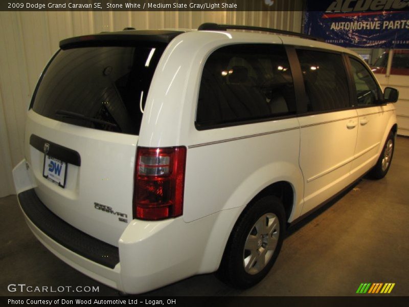 Stone White / Medium Slate Gray/Light Shale 2009 Dodge Grand Caravan SE