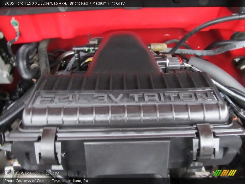 Bright Red / Medium Flint Grey 2005 Ford F150 XL SuperCab 4x4