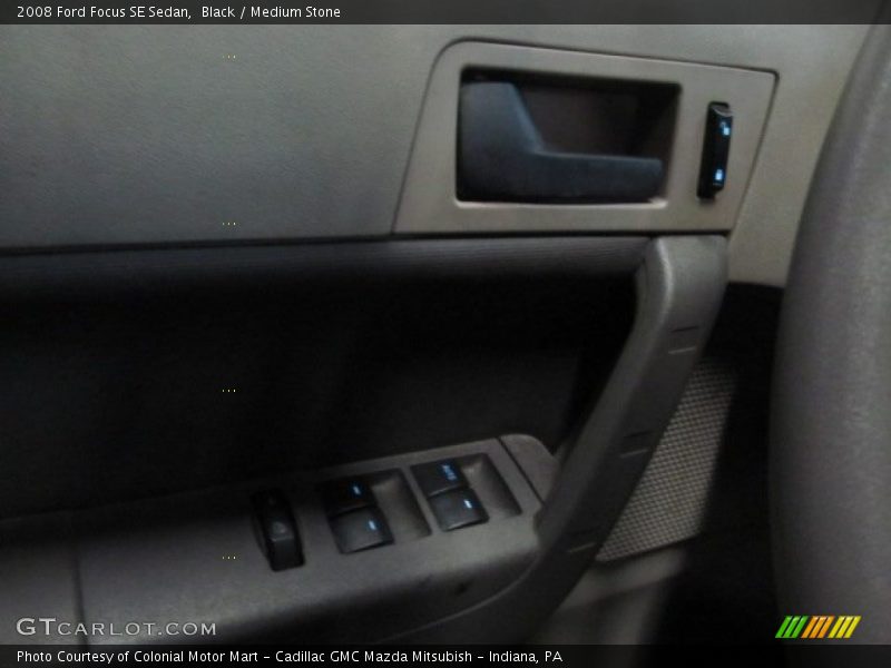 Black / Medium Stone 2008 Ford Focus SE Sedan