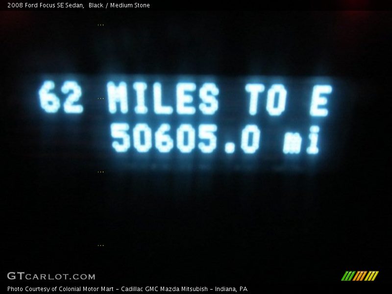 Black / Medium Stone 2008 Ford Focus SE Sedan