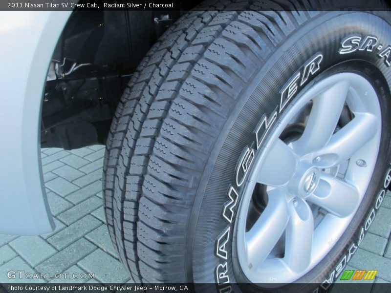 Radiant Silver / Charcoal 2011 Nissan Titan SV Crew Cab