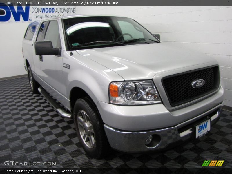 Silver Metallic / Medium/Dark Flint 2006 Ford F150 XLT SuperCab