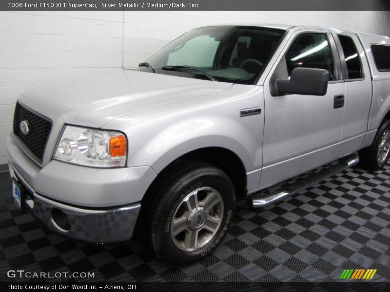 Silver Metallic / Medium/Dark Flint 2006 Ford F150 XLT SuperCab