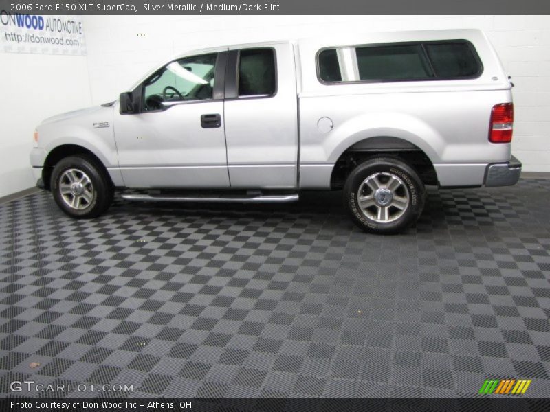 Silver Metallic / Medium/Dark Flint 2006 Ford F150 XLT SuperCab