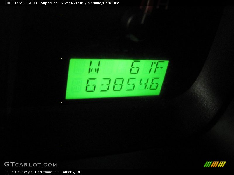 Silver Metallic / Medium/Dark Flint 2006 Ford F150 XLT SuperCab