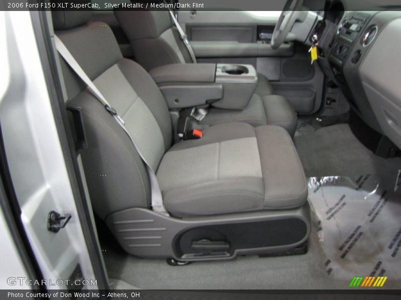 Silver Metallic / Medium/Dark Flint 2006 Ford F150 XLT SuperCab