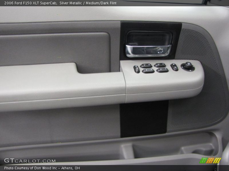 Silver Metallic / Medium/Dark Flint 2006 Ford F150 XLT SuperCab