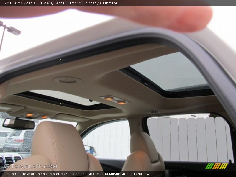 White Diamond Tintcoat / Cashmere 2011 GMC Acadia SLT AWD