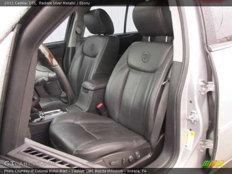 Radiant Silver Metallic / Ebony 2011 Cadillac DTS