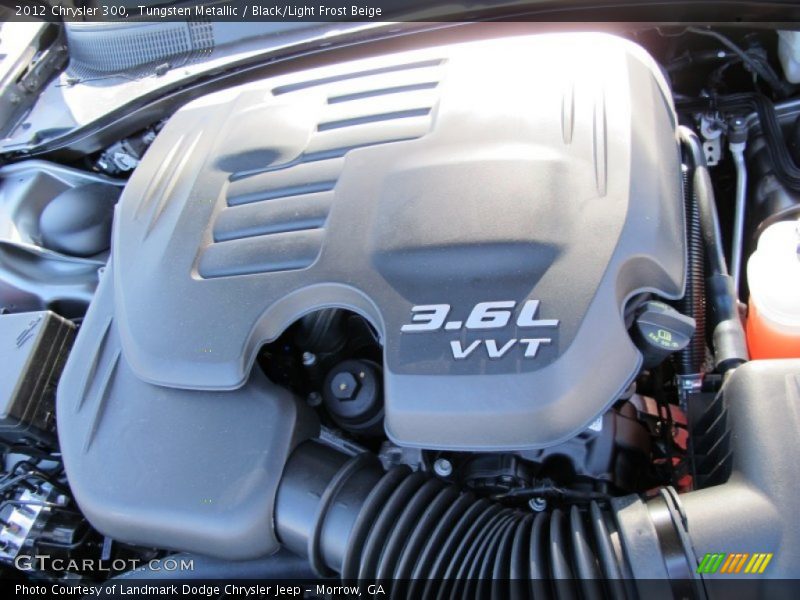 Tungsten Metallic / Black/Light Frost Beige 2012 Chrysler 300