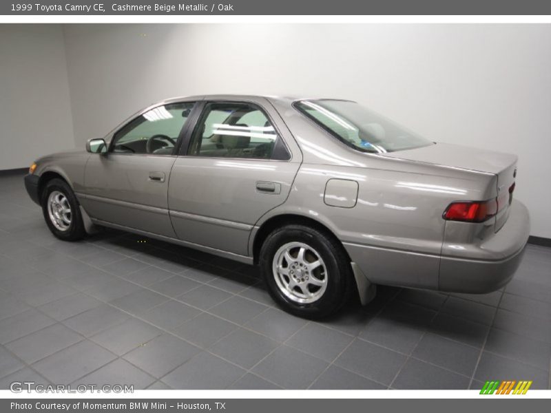 Cashmere Beige Metallic / Oak 1999 Toyota Camry CE