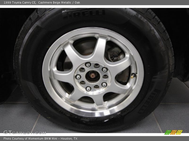 Cashmere Beige Metallic / Oak 1999 Toyota Camry CE