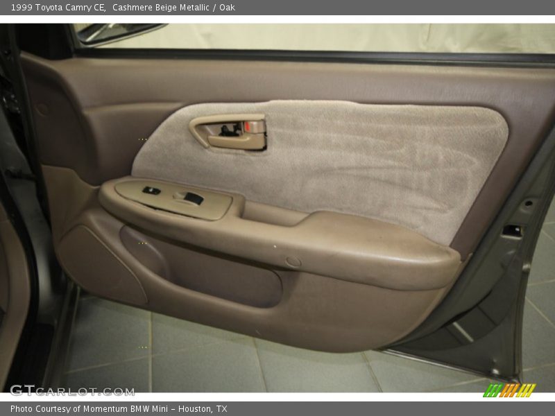 Cashmere Beige Metallic / Oak 1999 Toyota Camry CE