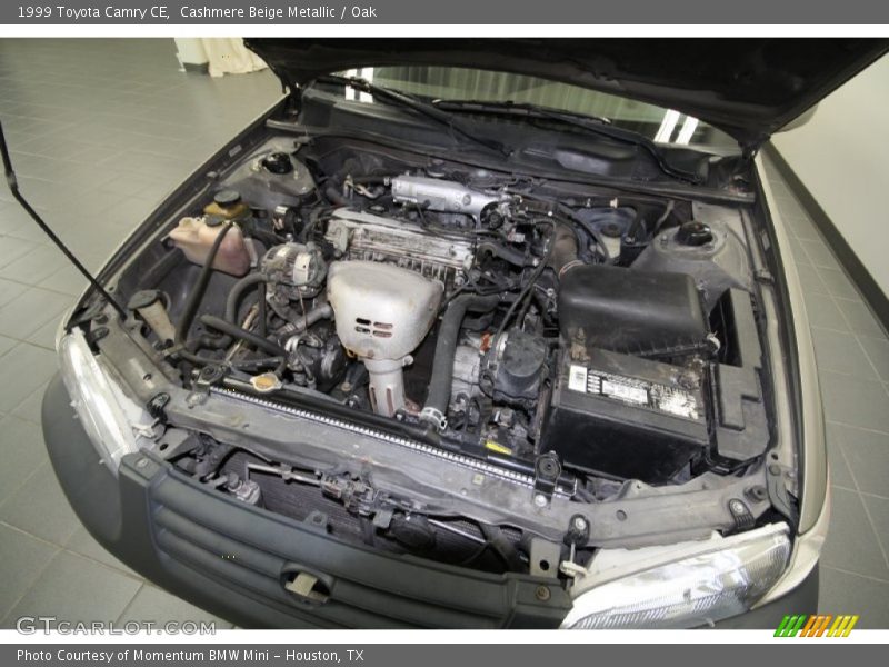 Cashmere Beige Metallic / Oak 1999 Toyota Camry CE