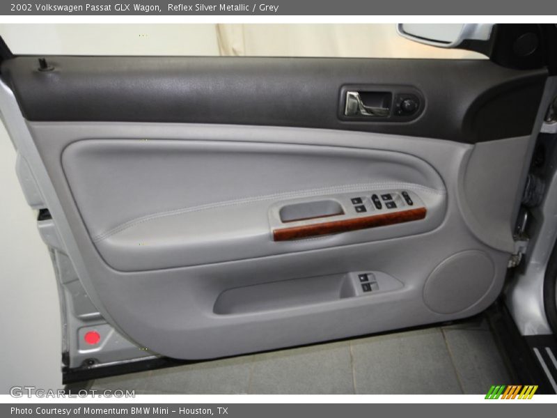 Reflex Silver Metallic / Grey 2002 Volkswagen Passat GLX Wagon