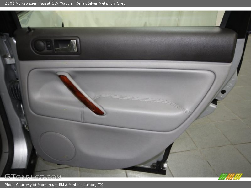 Reflex Silver Metallic / Grey 2002 Volkswagen Passat GLX Wagon