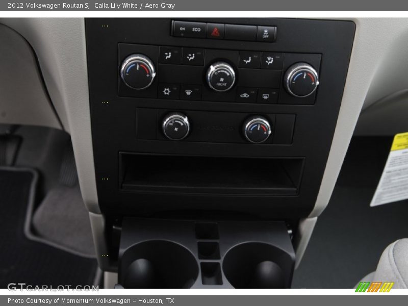 Calla Lily White / Aero Gray 2012 Volkswagen Routan S