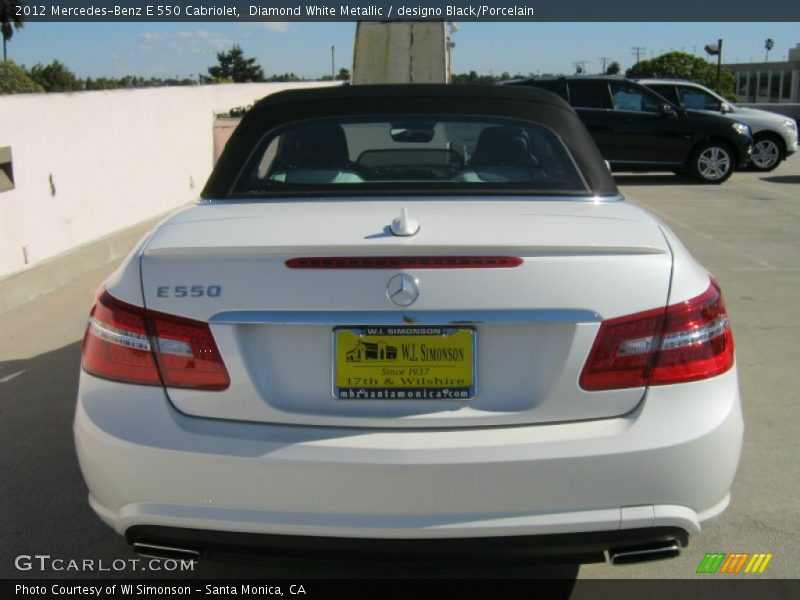 Diamond White Metallic / designo Black/Porcelain 2012 Mercedes-Benz E 550 Cabriolet