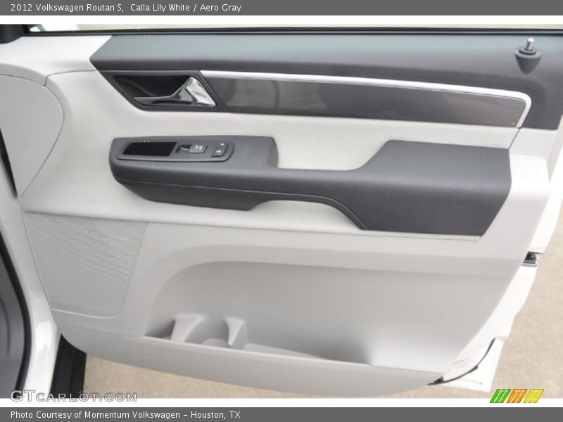 Calla Lily White / Aero Gray 2012 Volkswagen Routan S