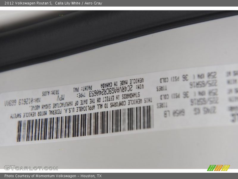 Calla Lily White / Aero Gray 2012 Volkswagen Routan S