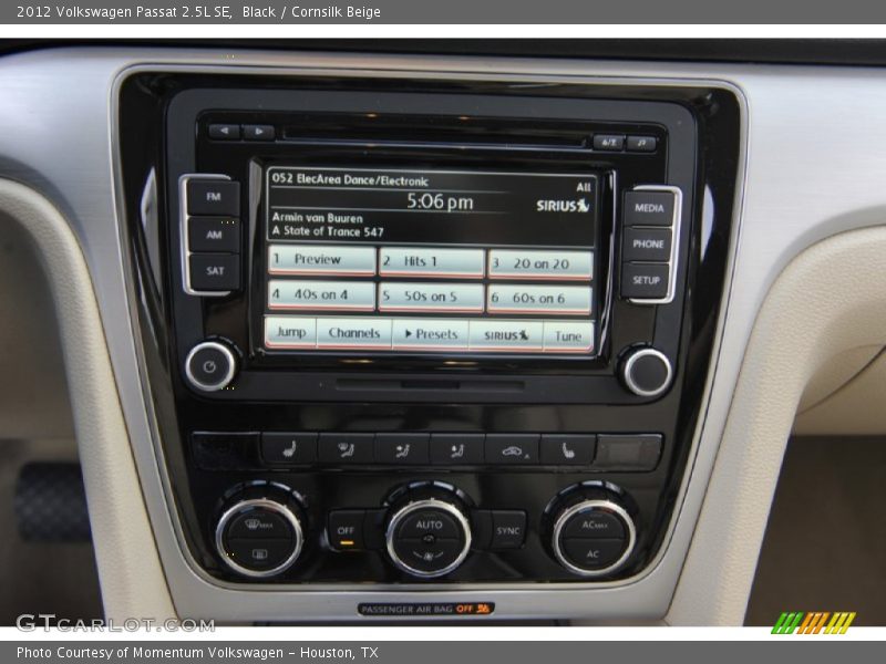 Controls of 2012 Passat 2.5L SE