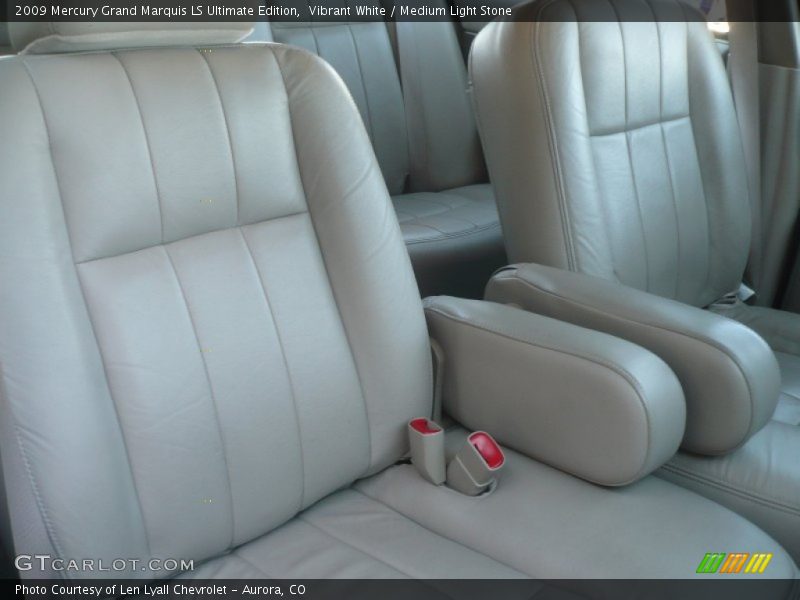 Vibrant White / Medium Light Stone 2009 Mercury Grand Marquis LS Ultimate Edition