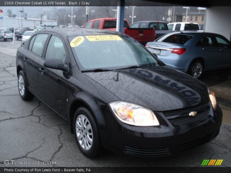 Black / Gray 2009 Chevrolet Cobalt LS XFE Sedan