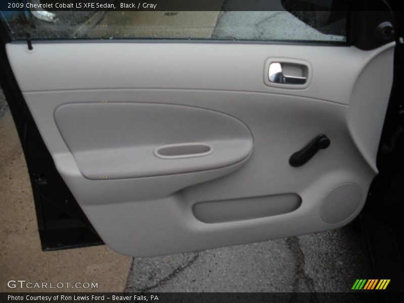 Black / Gray 2009 Chevrolet Cobalt LS XFE Sedan