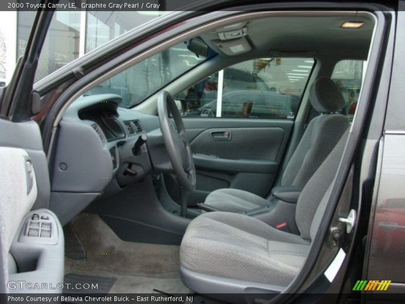 Graphite Gray Pearl / Gray 2000 Toyota Camry LE