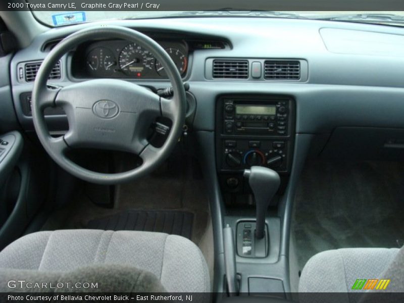 Graphite Gray Pearl / Gray 2000 Toyota Camry LE