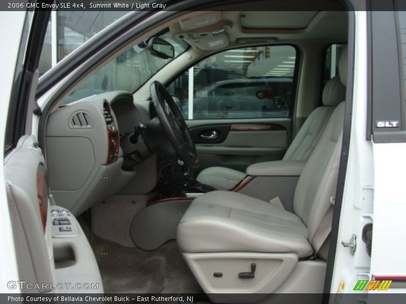 Summit White / Light Gray 2006 GMC Envoy SLE 4x4