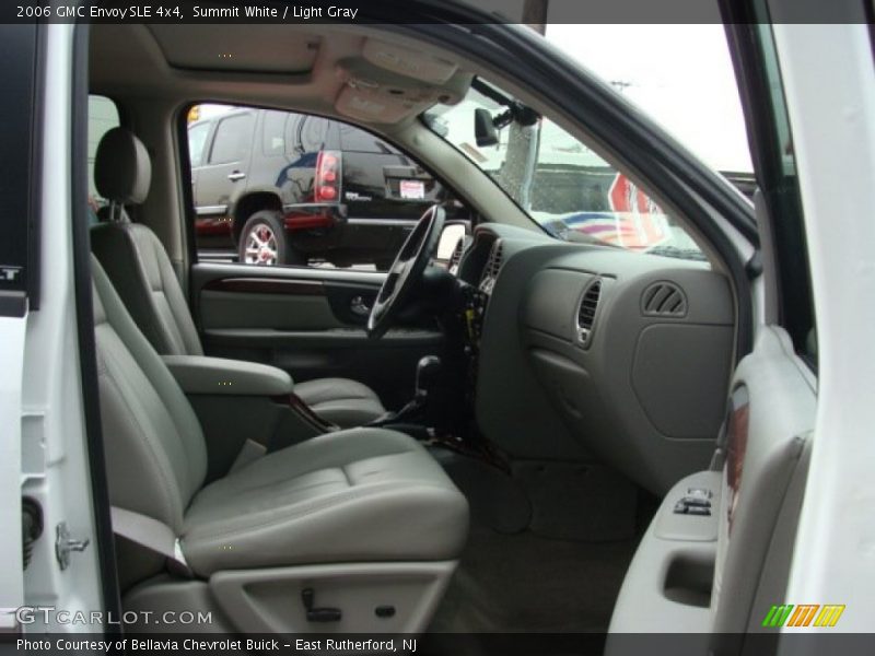 Summit White / Light Gray 2006 GMC Envoy SLE 4x4