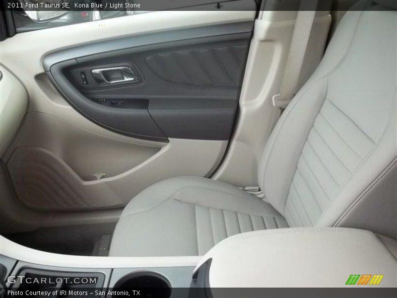 Kona Blue / Light Stone 2011 Ford Taurus SE
