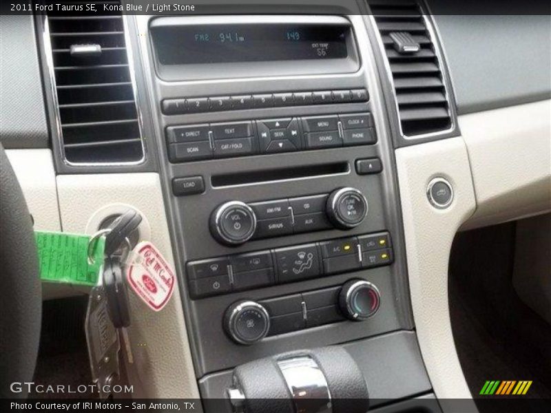 Kona Blue / Light Stone 2011 Ford Taurus SE