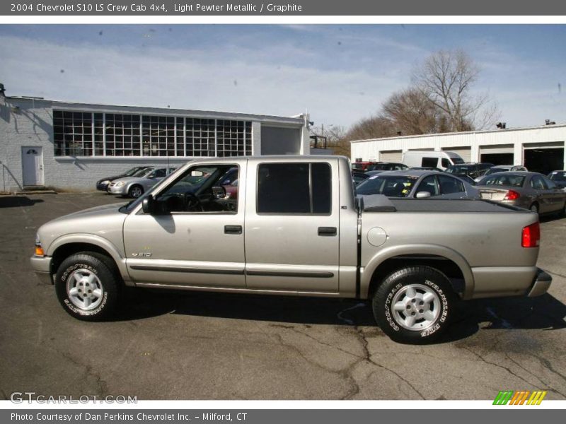 Light Pewter Metallic / Graphite 2004 Chevrolet S10 LS Crew Cab 4x4