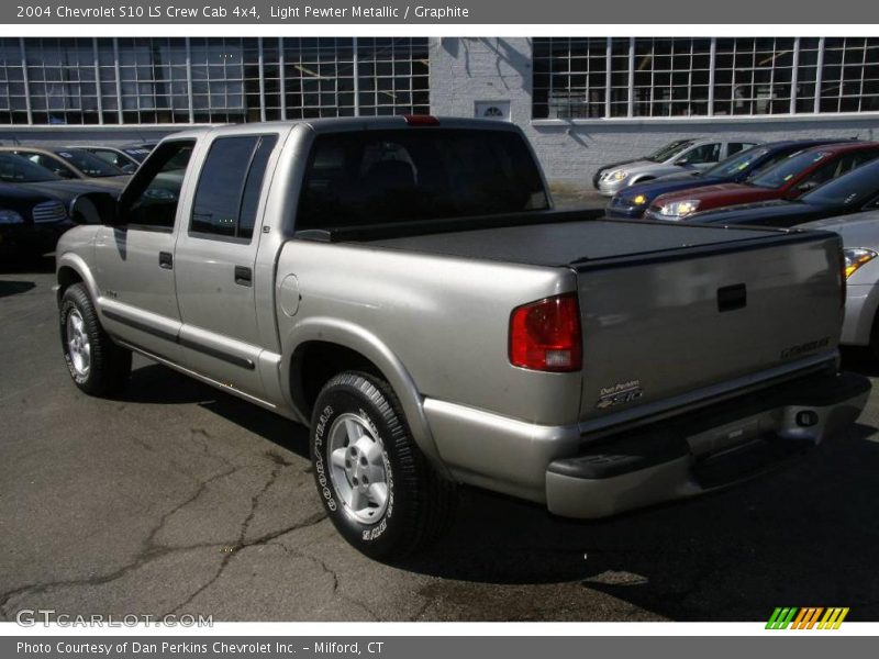 Light Pewter Metallic / Graphite 2004 Chevrolet S10 LS Crew Cab 4x4