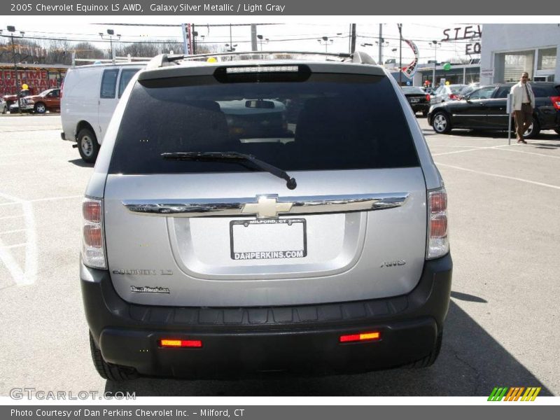 Galaxy Silver Metallic / Light Gray 2005 Chevrolet Equinox LS AWD