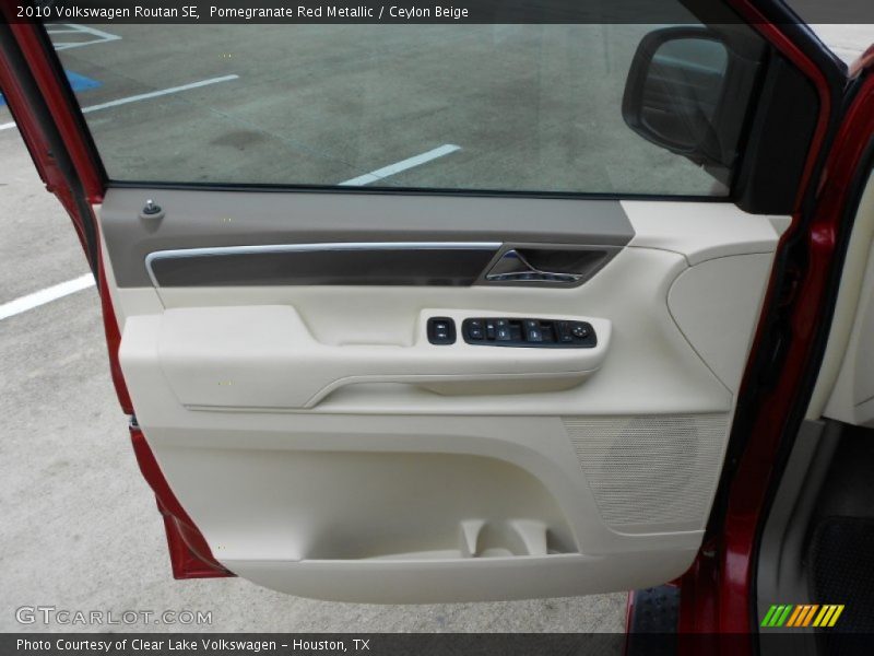 Pomegranate Red Metallic / Ceylon Beige 2010 Volkswagen Routan SE