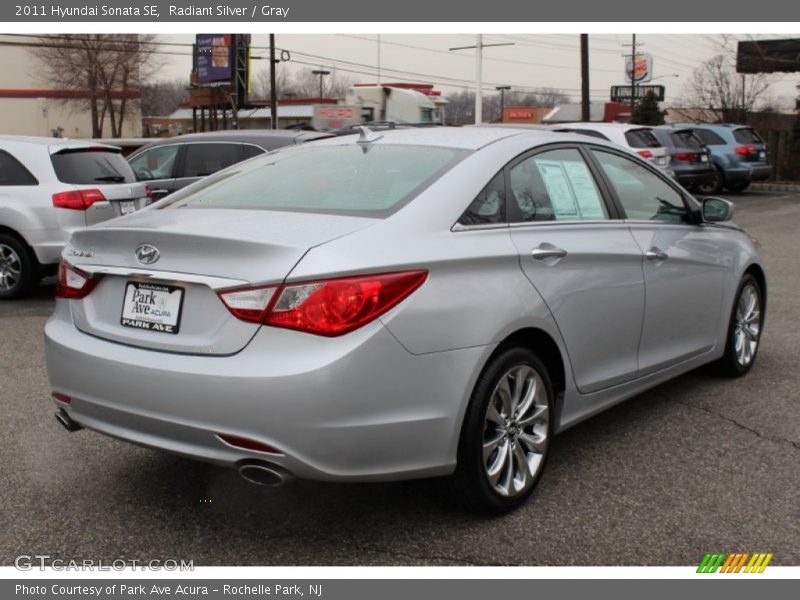 Radiant Silver / Gray 2011 Hyundai Sonata SE