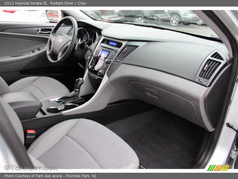 Dashboard of 2011 Sonata SE