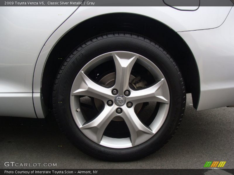 Classic Silver Metallic / Gray 2009 Toyota Venza V6