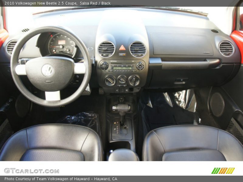 Salsa Red / Black 2010 Volkswagen New Beetle 2.5 Coupe