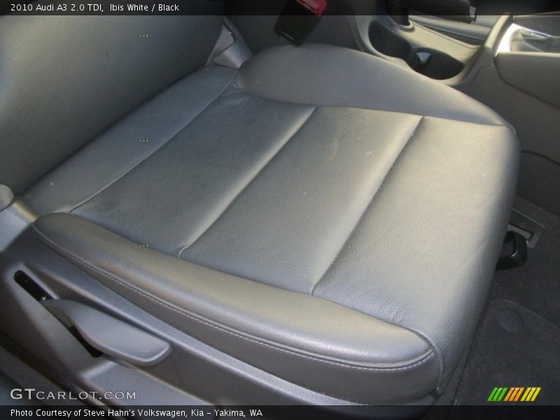 Ibis White / Black 2010 Audi A3 2.0 TDI