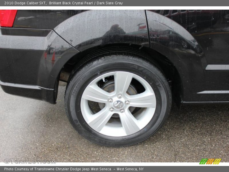 Brilliant Black Crystal Pearl / Dark Slate Gray 2010 Dodge Caliber SXT