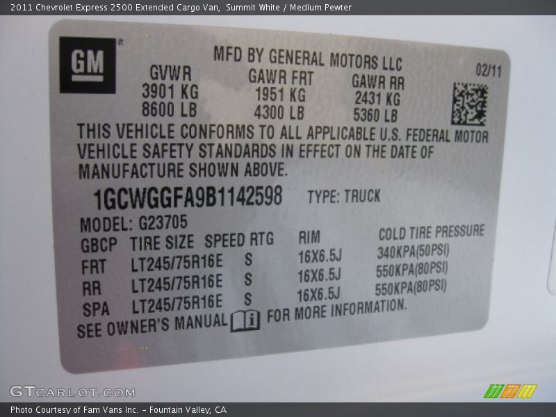 Summit White / Medium Pewter 2011 Chevrolet Express 2500 Extended Cargo Van