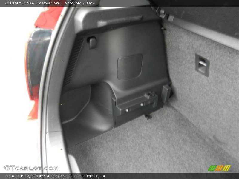 Vivid Red / Black 2010 Suzuki SX4 Crossover AWD