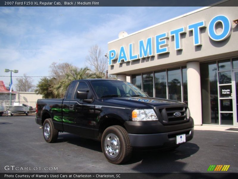 Black / Medium Flint 2007 Ford F150 XL Regular Cab