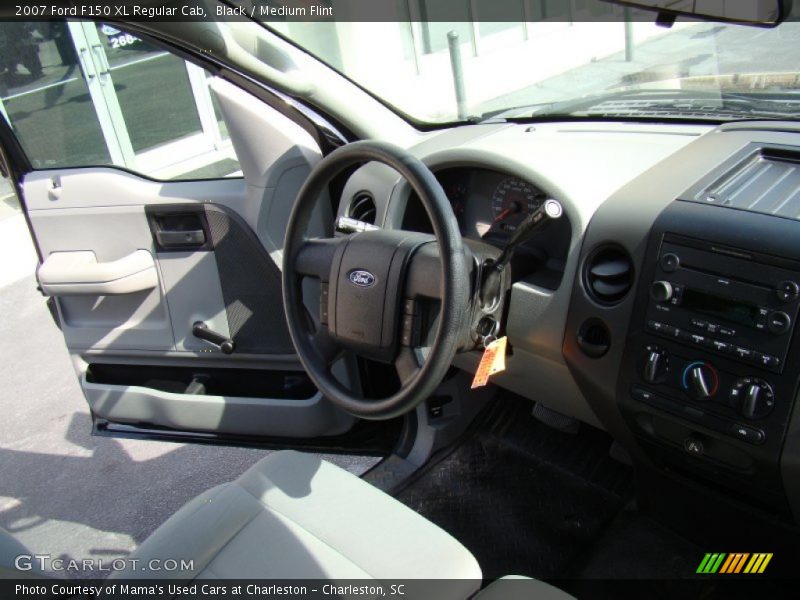 Black / Medium Flint 2007 Ford F150 XL Regular Cab